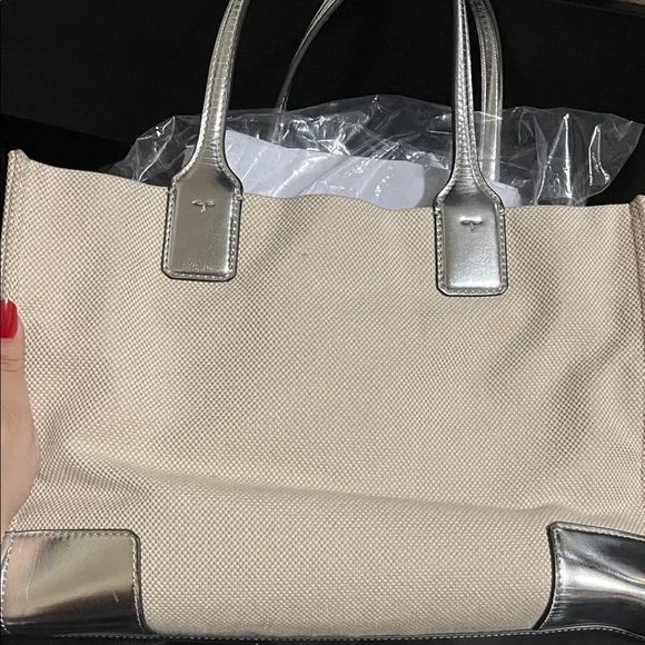 Tory Burch Ella Tote Small - Picture 5 of 12